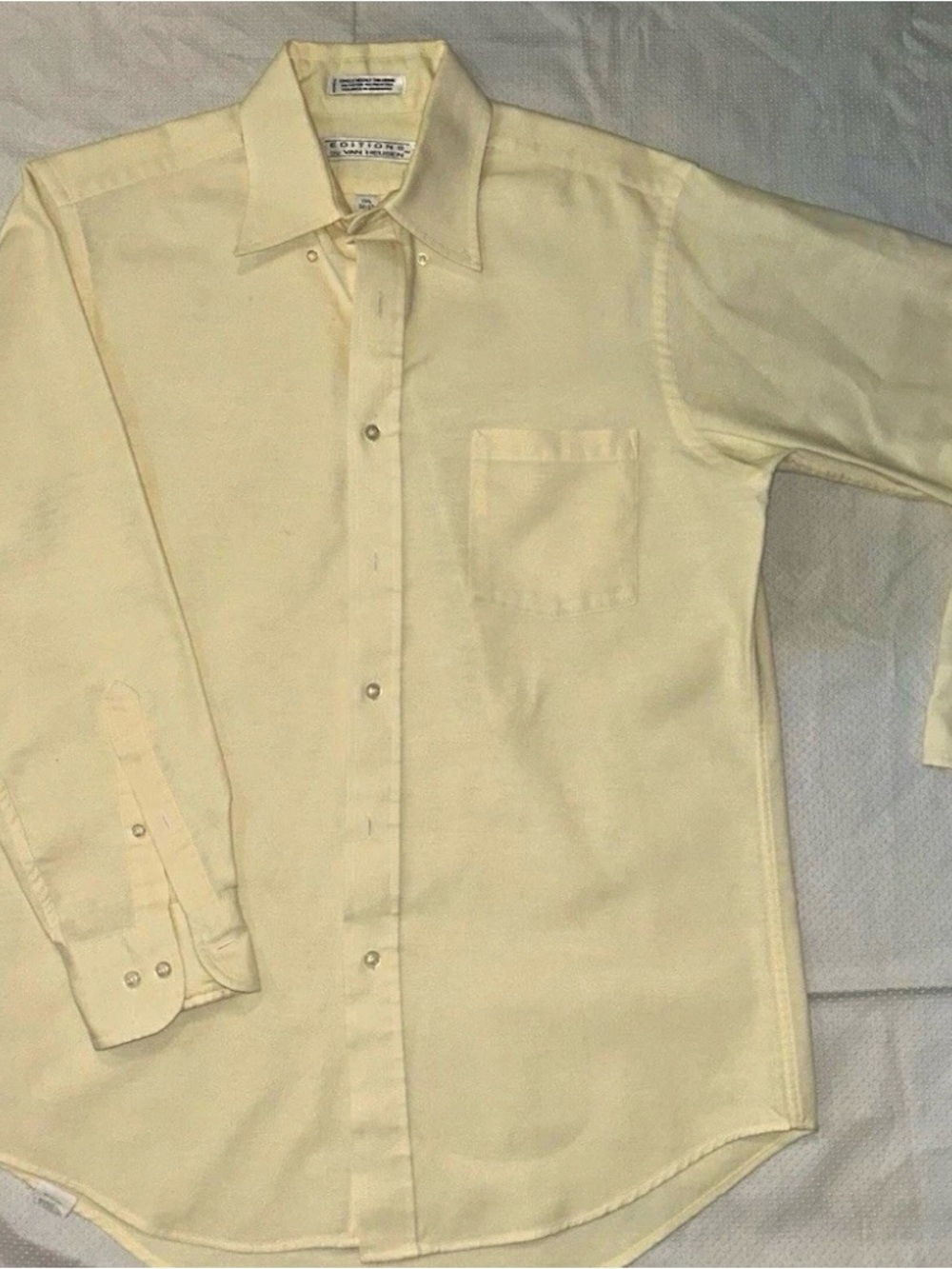 Classic Men’s Dress Shirt – Light Yellow